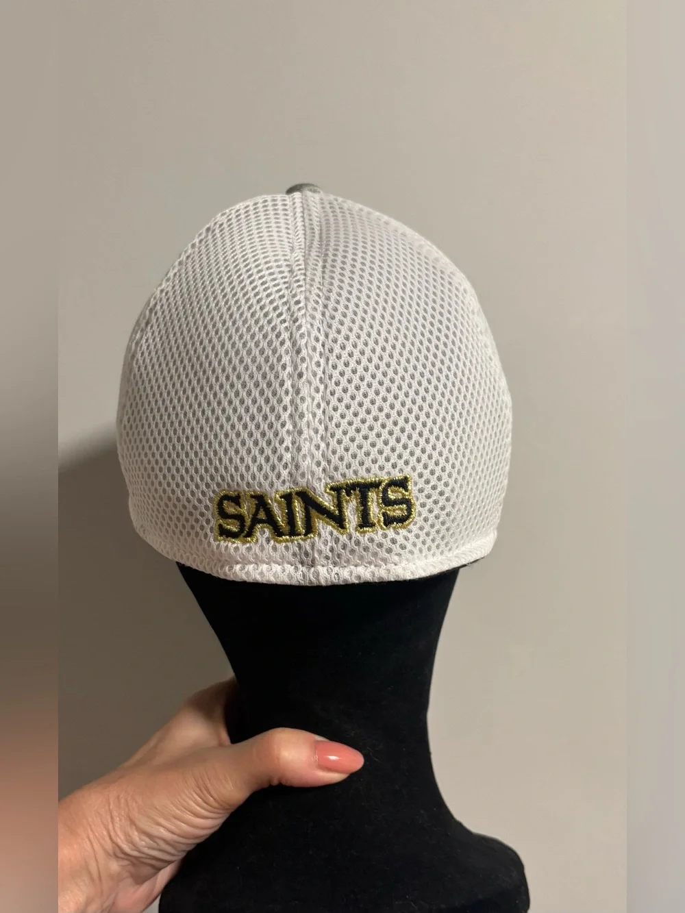 NWT New Orleans Saints New ERA 39Thirty Flex Fit Cap